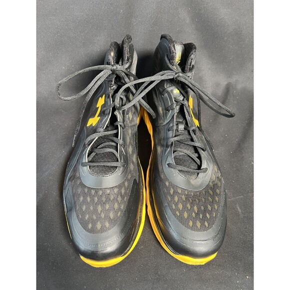 Under Armour Spine Black and Yellow 1240728-017 2013 Basketball shoes Size 18 main image 4